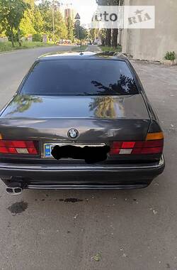 Седан BMW 7 Series 1992 в Києві