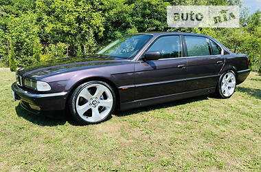 Седан BMW 7 Series 1995 в Івано-Франківську