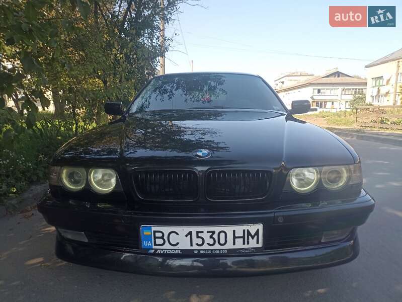 Седан BMW 7 Series 2000 в Ходорове