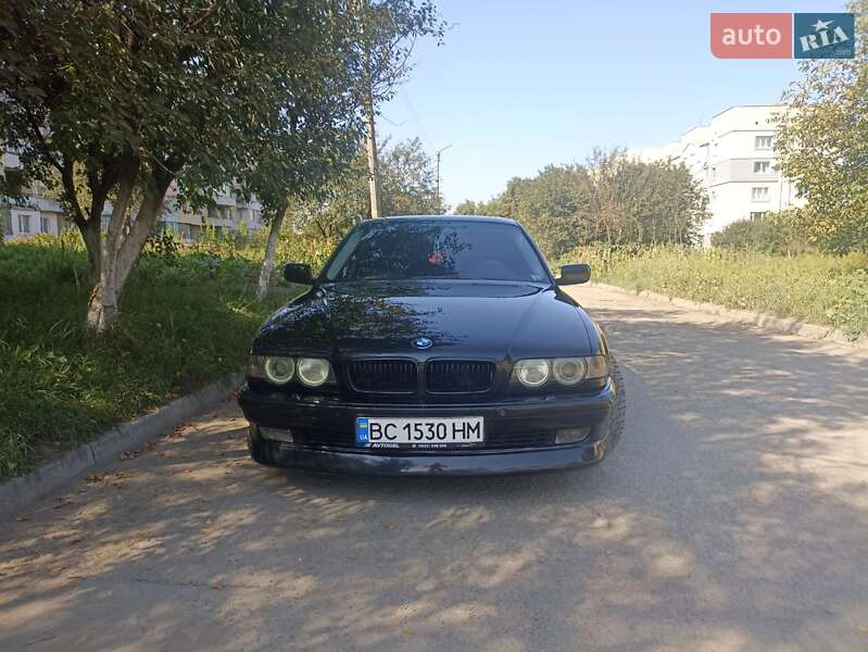 Седан BMW 7 Series 2000 в Ходорове