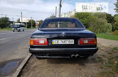 Седан BMW 7 Series 1985 в Черновцах