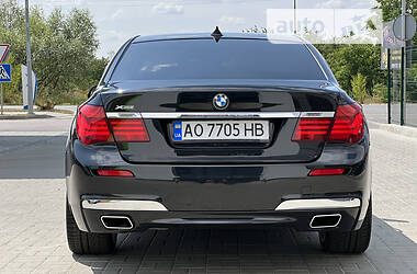 Седан BMW 7 Series 2013 в Ужгороді