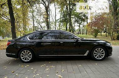 Седан BMW 7 Series 2017 в Запорожье