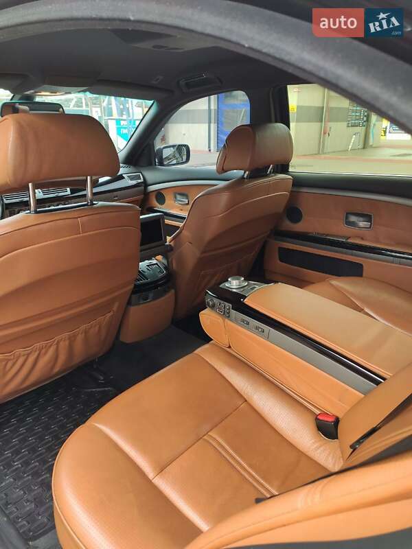 Седан BMW 7 Series 2007 в Кривому Розі