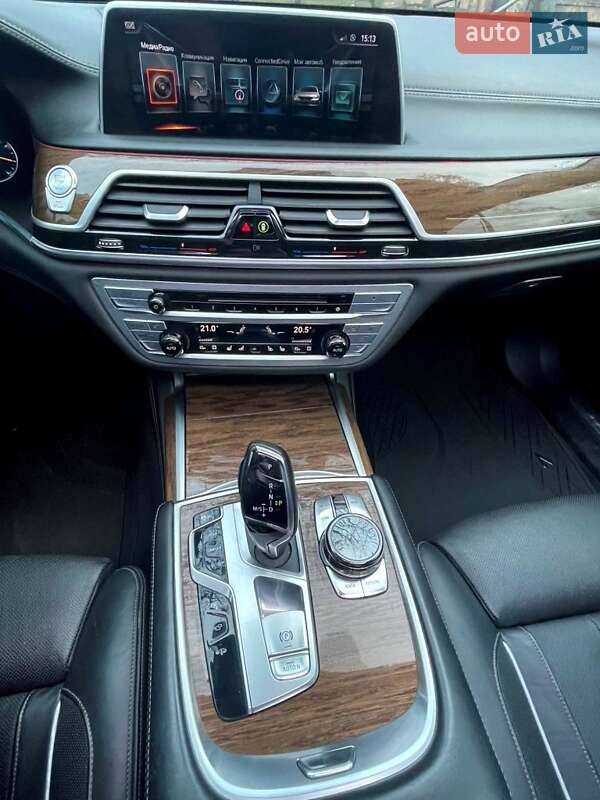 Седан BMW 7 Series 2016 в Киеве