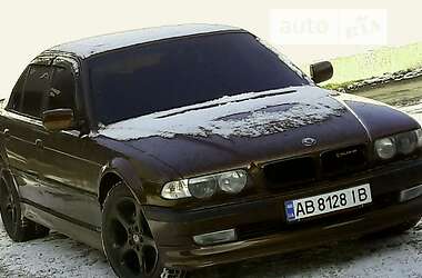 Седан BMW 7 Series 2000 в Хмельницком