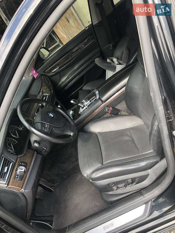 Седан BMW 7 Series 2010 в Івано-Франківську