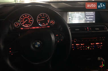 Седан BMW 7 Series 2011 в 