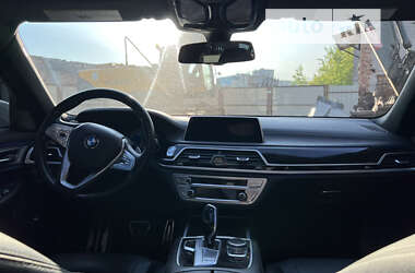 Седан BMW 7 Series 2017 в 