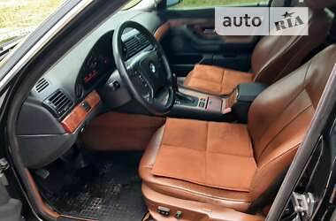 Седан BMW 7 Series 2000 в 
