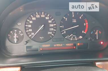 Седан BMW 7 Series 2000 в 