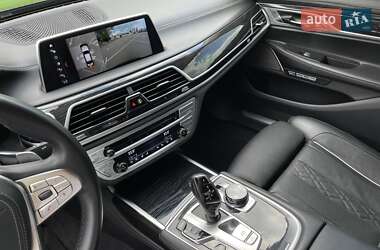 Седан BMW 7 Series 2017 в 