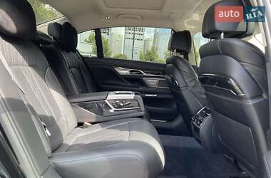 Седан BMW 7 Series 2017 в 