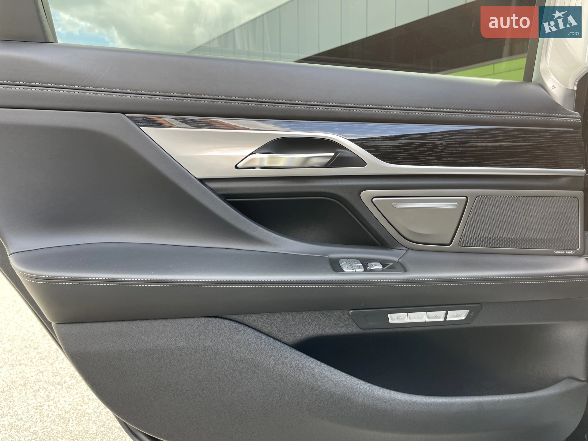 2017 BMW 7er - мініатюра 37