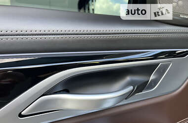 Седан BMW 7 Series 2020 в 