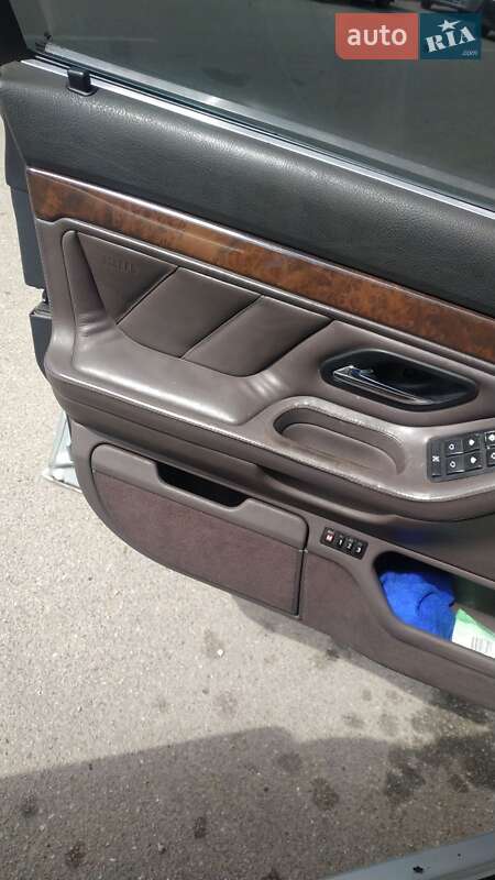 Седан BMW 7 Series 1997 в Днепре