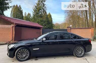 Седан BMW 7 Series 2014 в Львові
