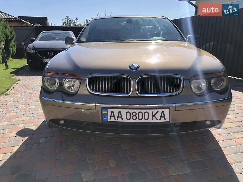 Седан BMW 7 Series 2004 в Києві