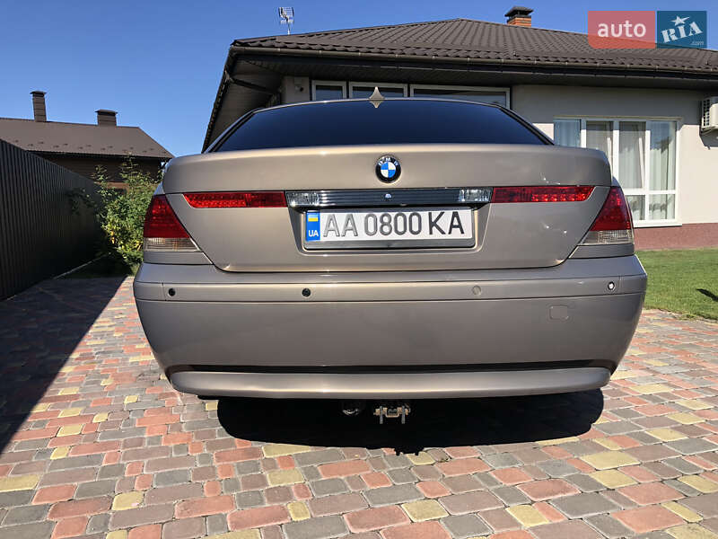 Седан BMW 7 Series 2004 в Києві