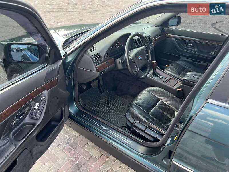 Седан BMW 7 Series 1997 в Харькове