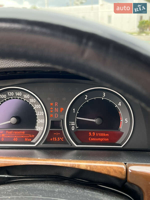 Седан BMW 7 Series 2004 в Самборі