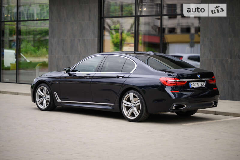 Седан BMW 7 Series 2016 в Ужгороде