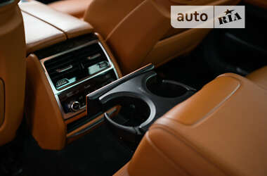 Седан BMW 7 Series 2016 в Ужгороде