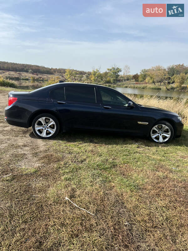 Седан BMW 7 Series 2010 в Кропивницком фото 21 Седан BMW 7 Series 2010 в Кропивницком