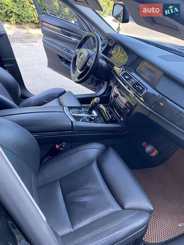 Седан BMW 7 Series 2011 в Львове фото 2 Седан BMW 7 Series 2011 в Львове