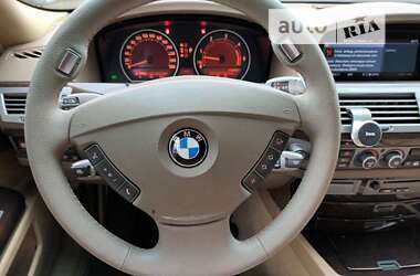 Седан BMW 7 Series 2008 в Стрию