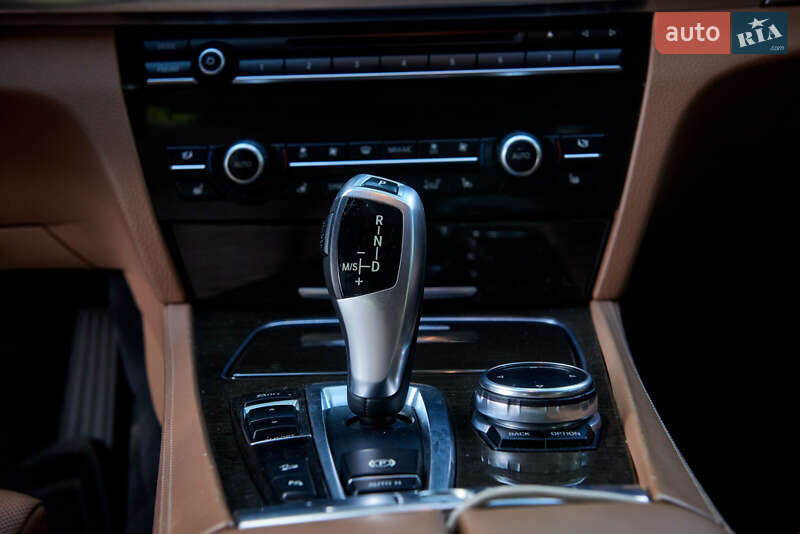 Седан BMW 7 Series 2013 в Києві