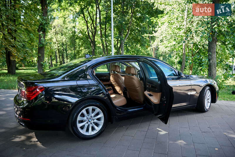 Седан BMW 7 Series 2013 в Києві