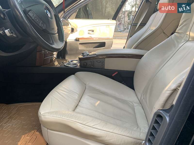 Седан BMW 7 Series 2005 в Тернополі