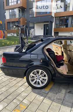 Седан BMW 7 Series 1999 в Килии