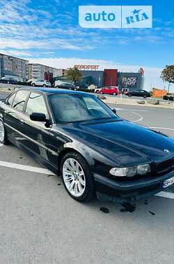 Седан BMW 7 Series 1999 в Килии