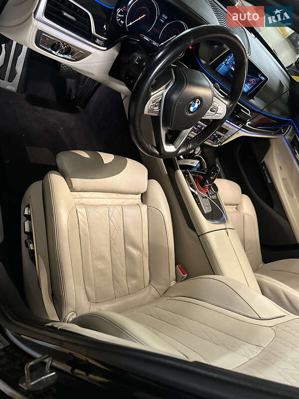 Седан BMW 7 Series 2015 в Ужгороде