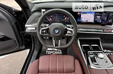 Седан BMW 7 Series 2023 в Киеве