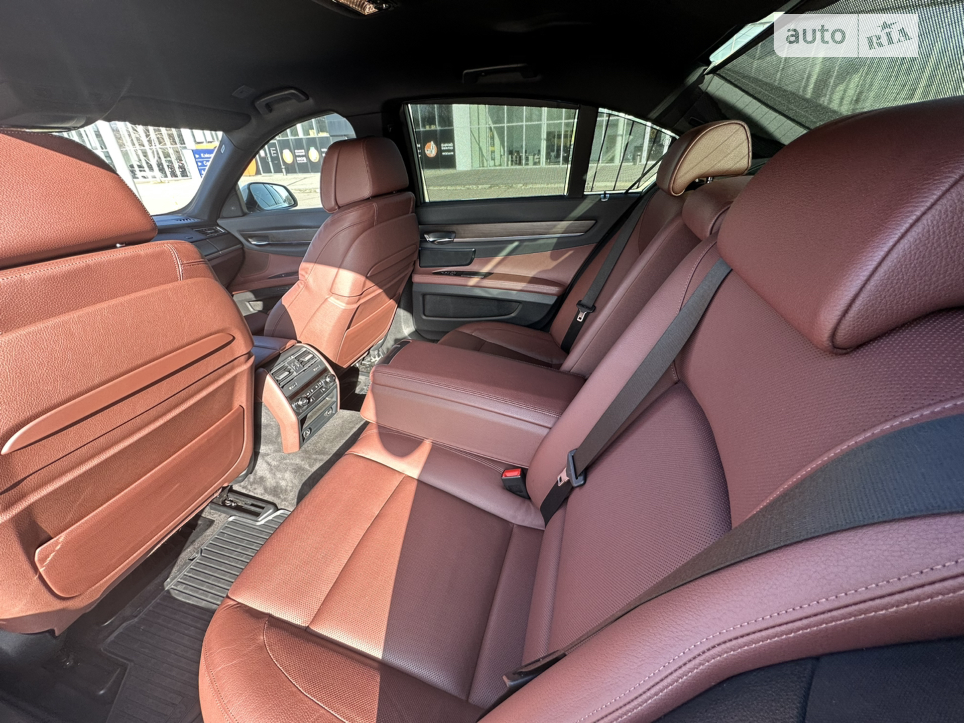 2012 BMW 7er - мініатюра 43