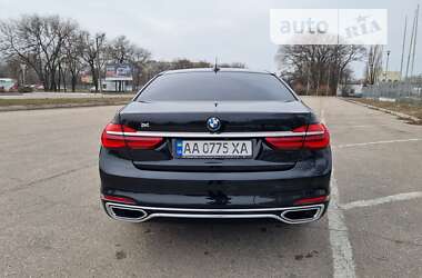 Седан BMW 7 Series 2017 в Кропивницком