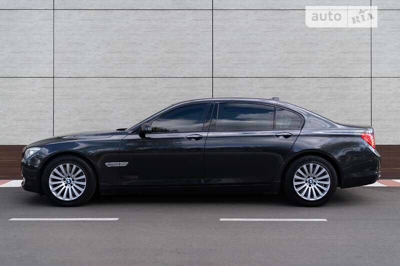 BMW 7 Series 2012