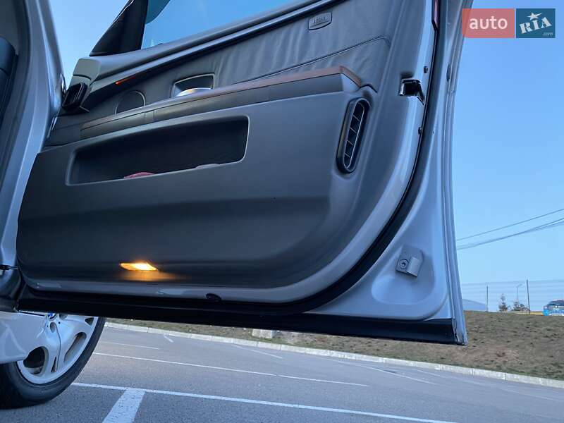 Седан BMW 7 Series 2003 в Черноморске
