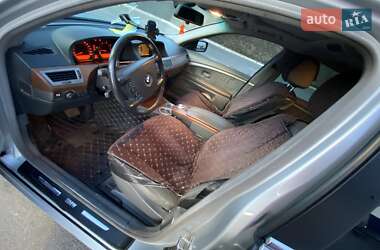 Седан BMW 7 Series 2003 в Черноморске