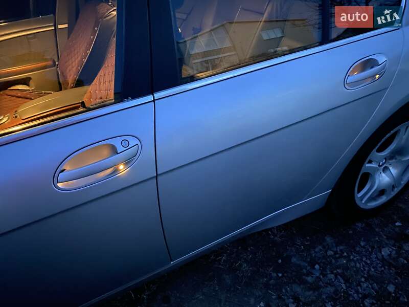 Седан BMW 7 Series 2003 в Черноморске