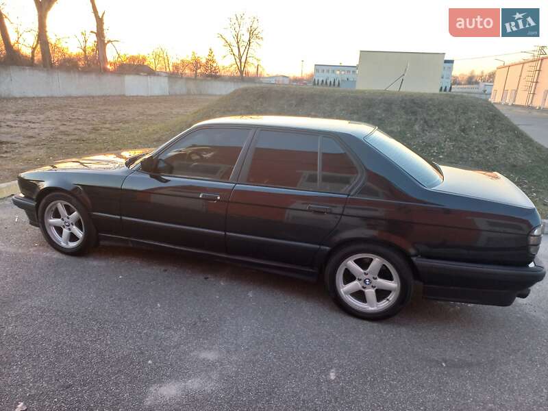 Седан BMW 7 Series 1991 в Борисполі
