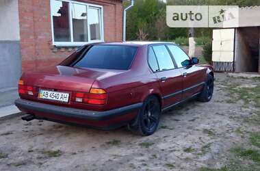 Седан BMW 7 Series 1988 в Виннице