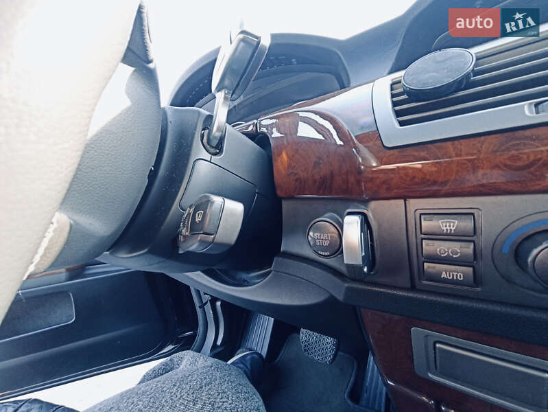 Седан BMW 7 Series 2002 в Чопі