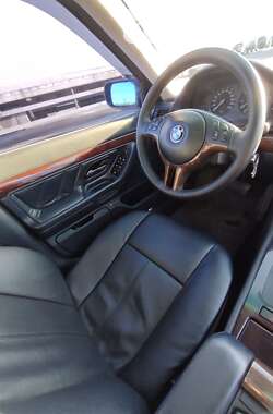 Седан BMW 7 Series 2001 в Новомосковске