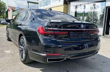 Седан BMW 7 Series 2019 в Тернополе