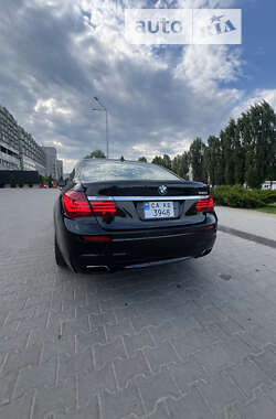 Седан BMW 7 Series 2013 в Черкасах