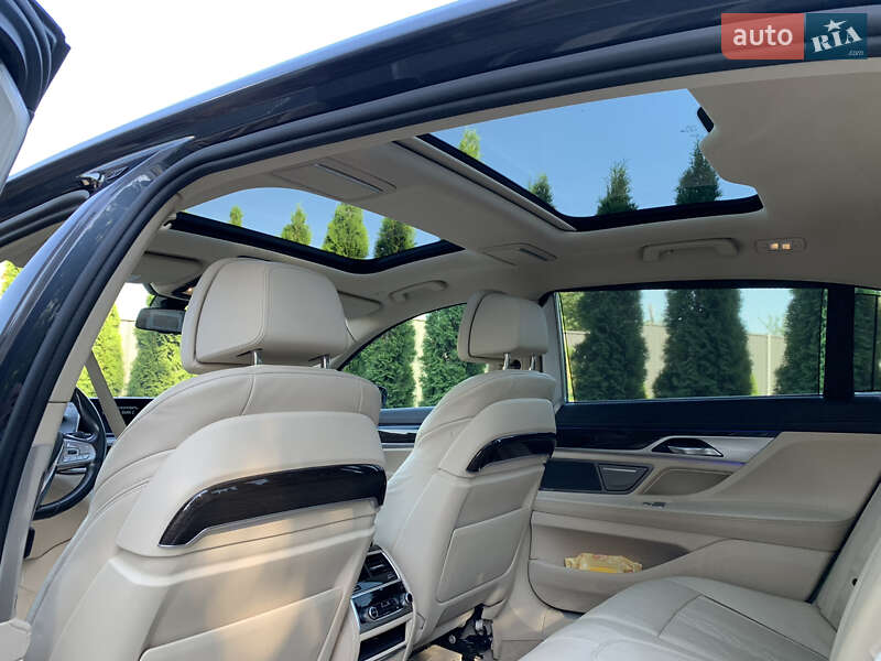 Седан BMW 7 Series 2015 в Кицмани